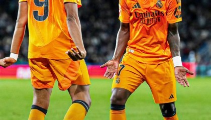 开云平台-【西甲】皇马2比0客胜皇家社会，维尼和姆巴佩点射