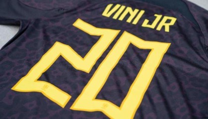 开云官方-为支持维尼修斯反对种族主义 巴西队将首穿黑衣！