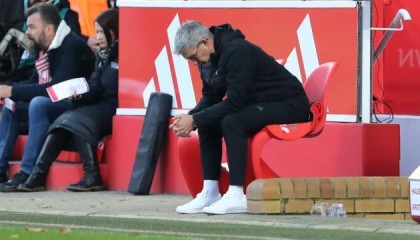 开云官网入口-童话5年+噩梦3个月，柏林联盟泪别队史最佳教练