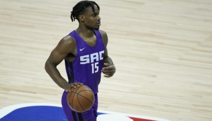 开云平台-连续15赛季无缘季后赛 小米球欲做国王救世主