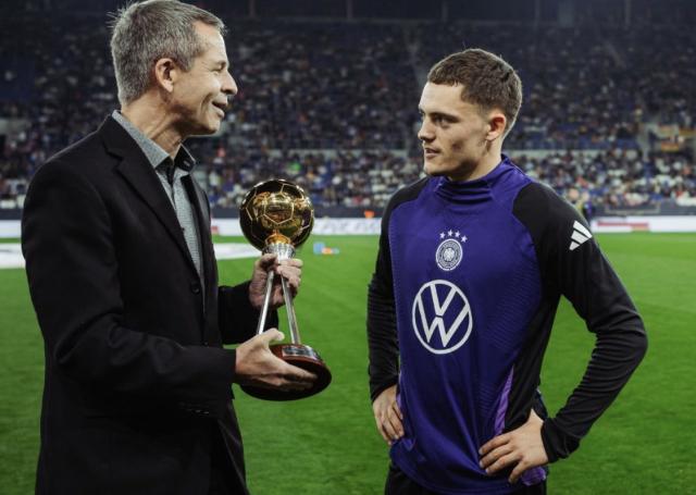 1760168253917040769.png 1760168253917040769.png